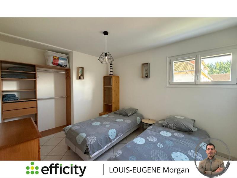 Pavillon - 162 m² - 7 pièces