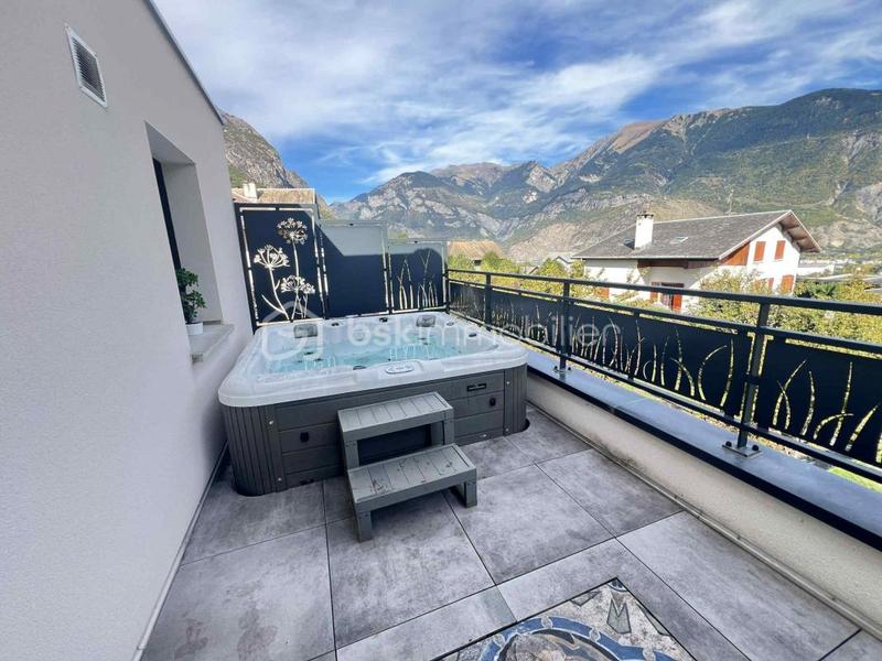 Maison - 133 m² - 5 pièces