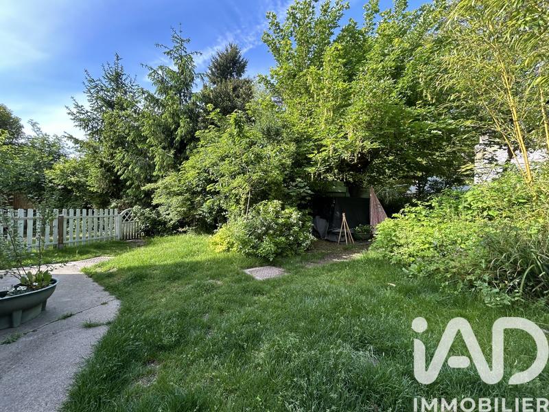 Maison - 99 m² - 5 pièces