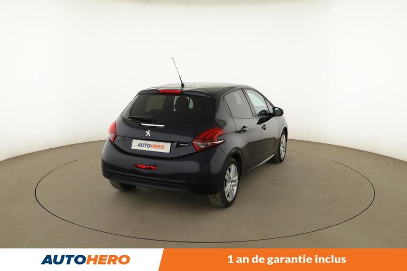 Peugeot 208 1.6 Blue-HDi Style 5p 75 ch
