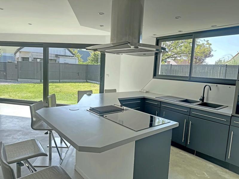 Maison - 120 m² - 5 pièces