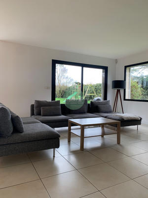 Maison - 177 m² - 6 pièces