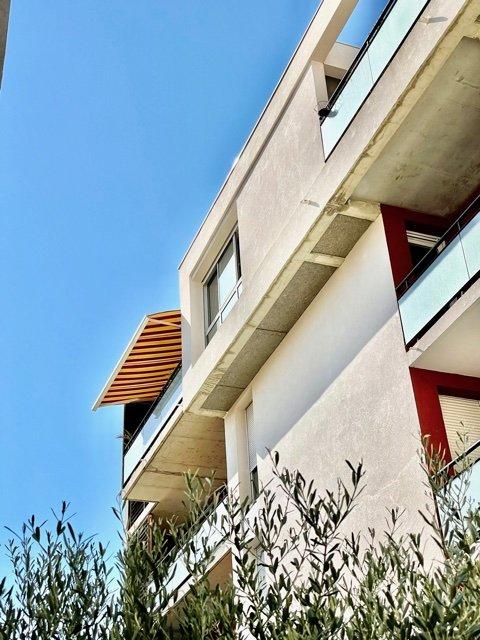 Appartement - 90 m² - 4 pièces