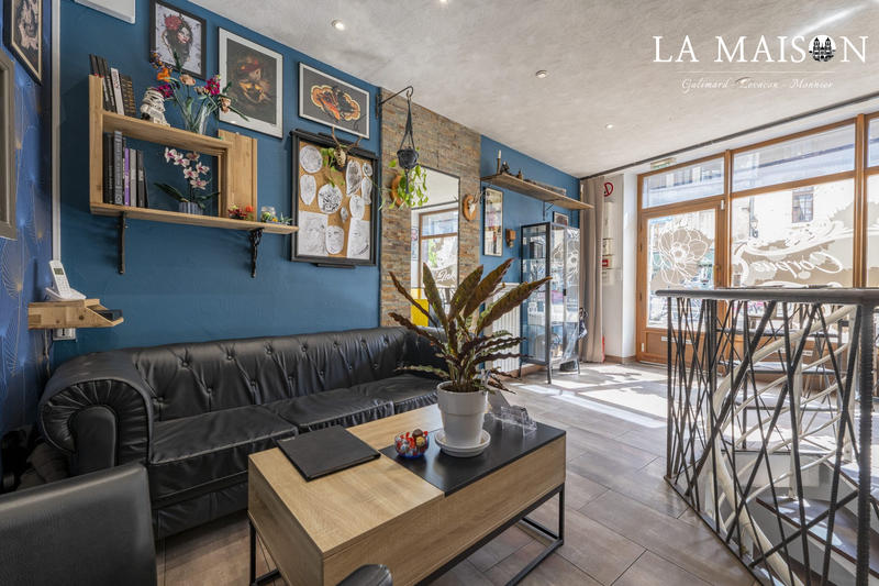 Local commercial - 75 m² - 4 pièces