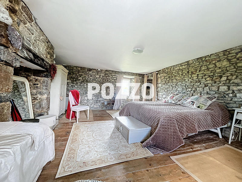 Maison - 142 m² - 4 pièces