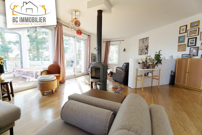 Maison - 167 m² - 6 pièces