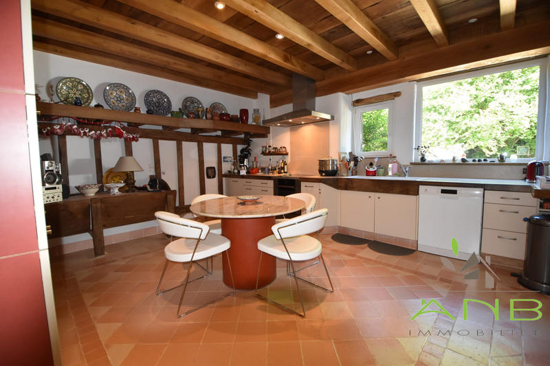 Maison ancienne - 170 m² - 6 pièces