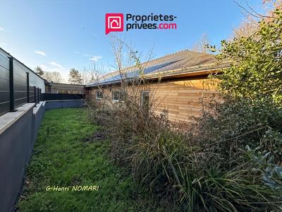 Maison - 234 m² - 3 pièces