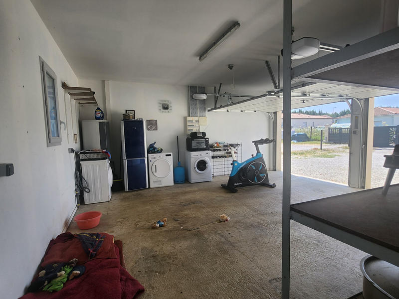 Maison - 90 m² - 5 pièces