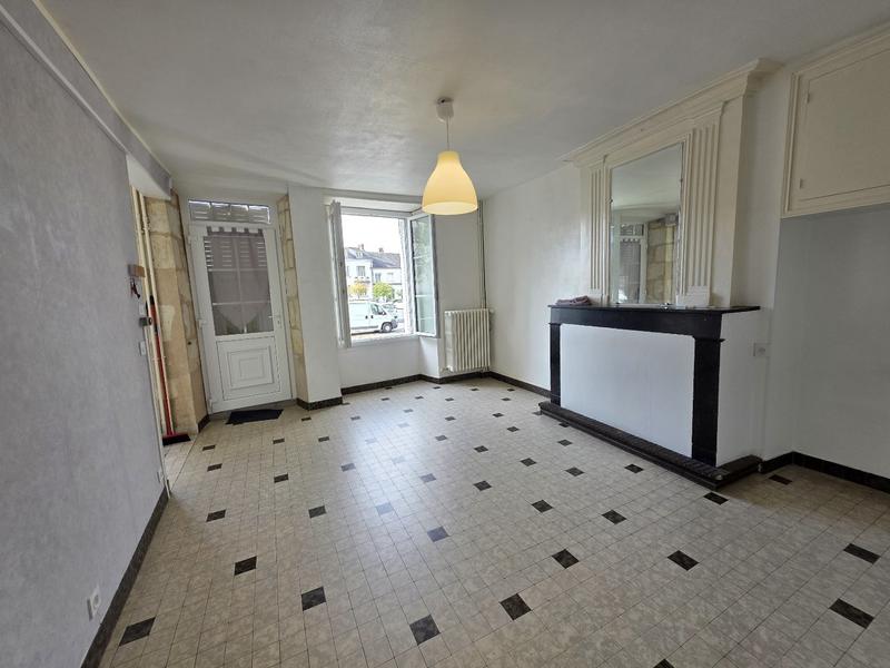 Maison - 93 m² - 4 pièces