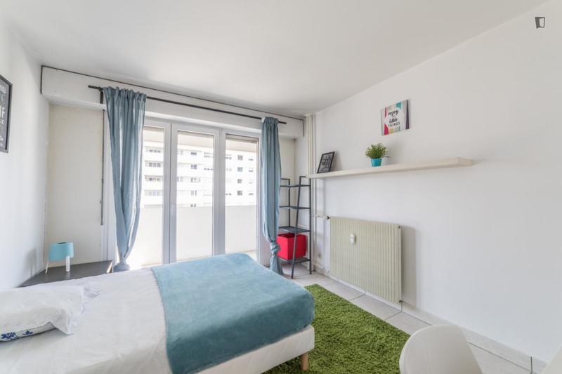 Chambre - 15 m² - 4 pièces