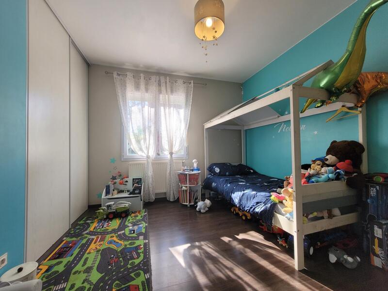 Maison - 104 m² - 5 pièces