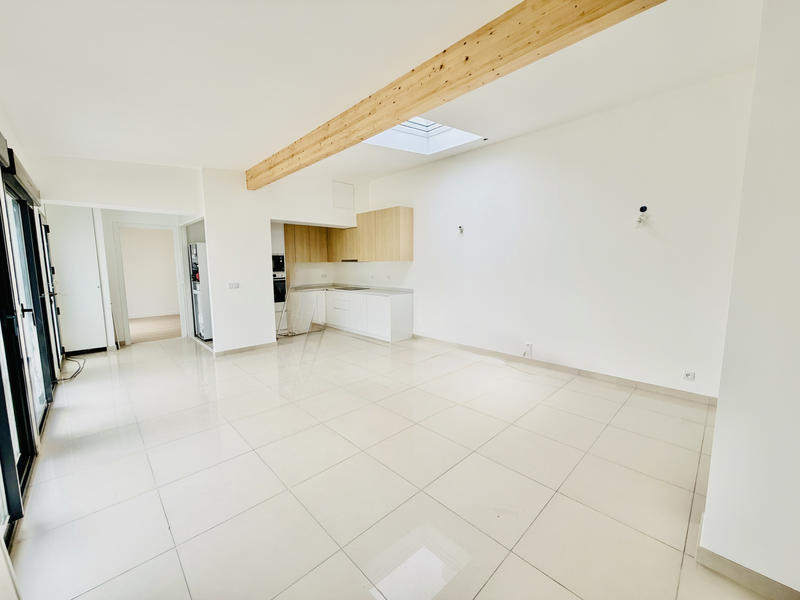 Maison - 104 m² - 4 pièces