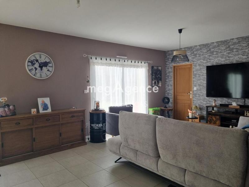 Maison - 225 m² - 8 pièces