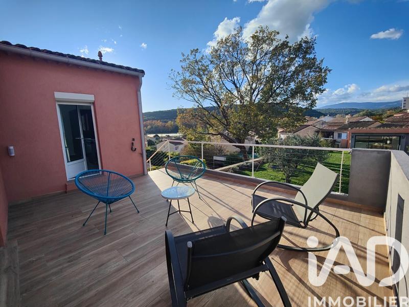 Maison - 285 m² - 5 pièces