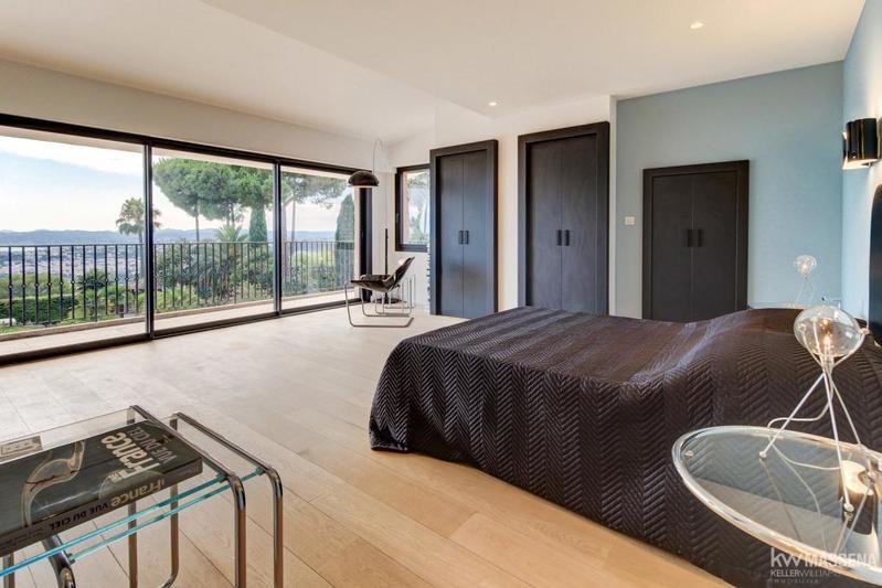 Demeure - 465 m² - 9 pièces