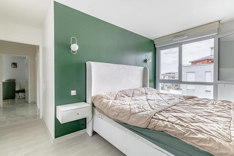 Appartement - 89 m² - 5 pièces