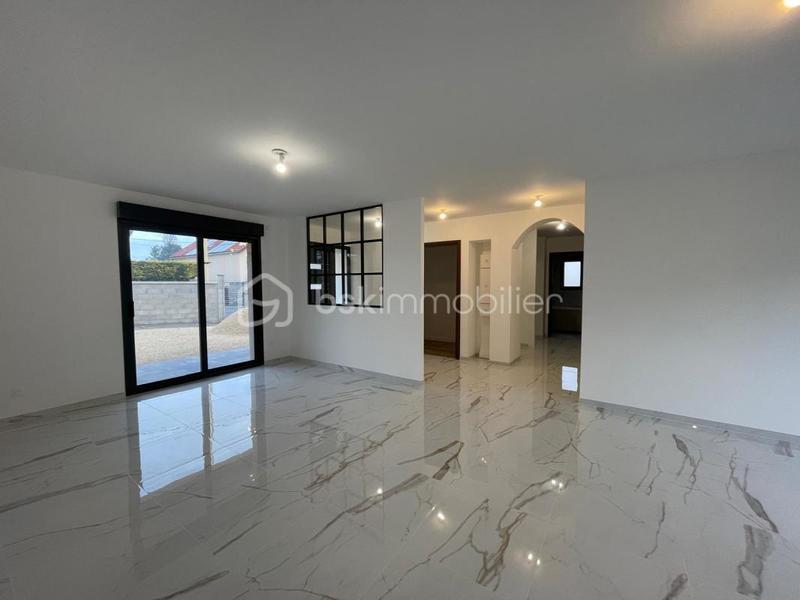 Maison - 104 m² - 5 pièces