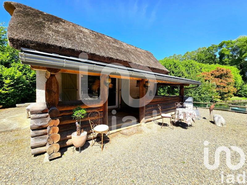 Maison - 14 650 m² - 2 pièces