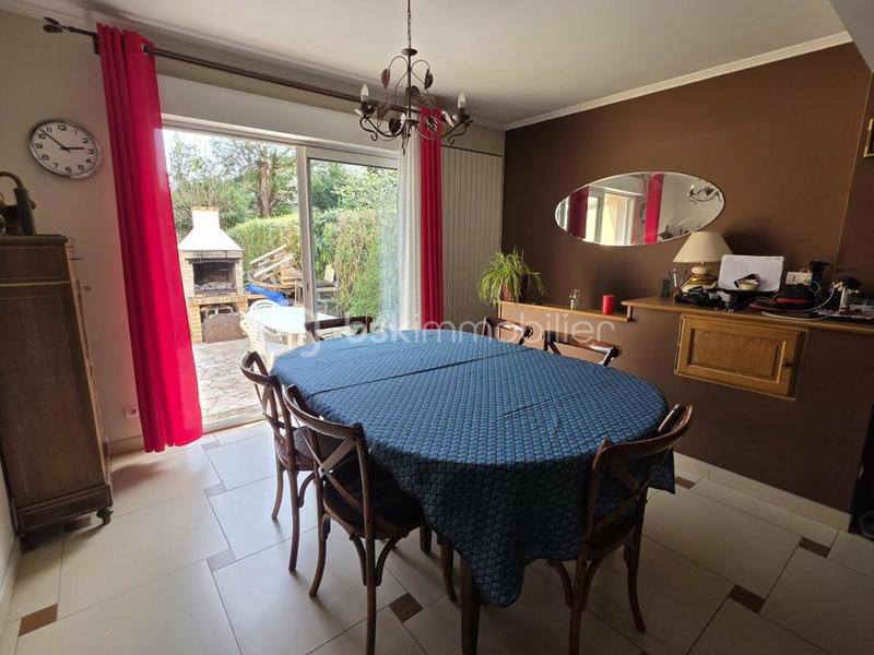 Pavillon - 110 m² - 6 pièces