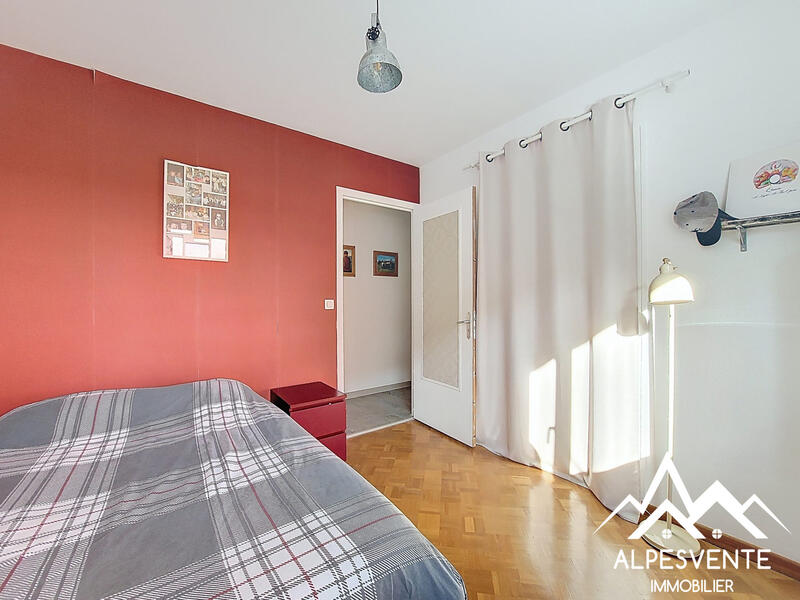Appartement - 91 m² - 4 pièces