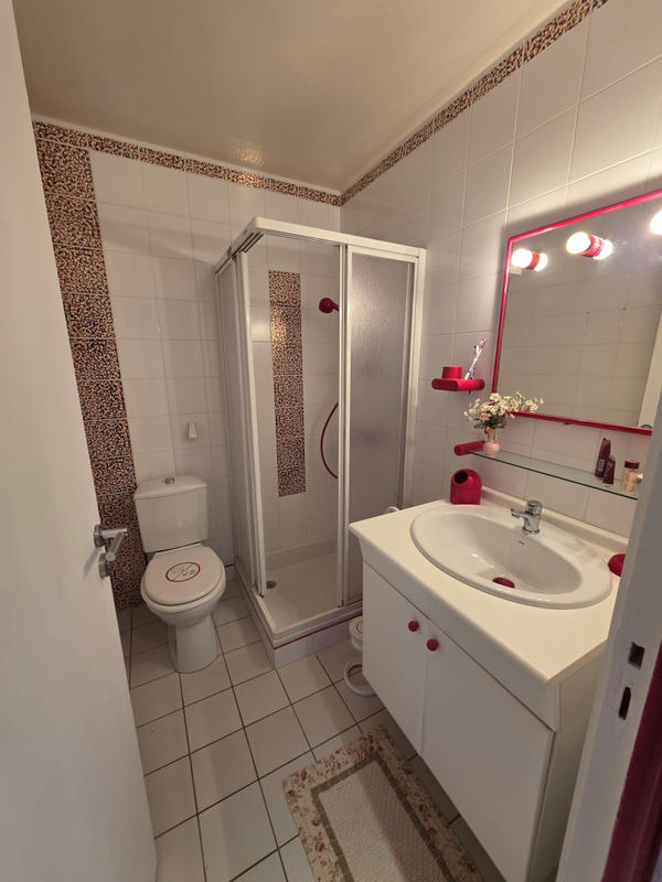 Propriété - 178 m² - 6 pièces