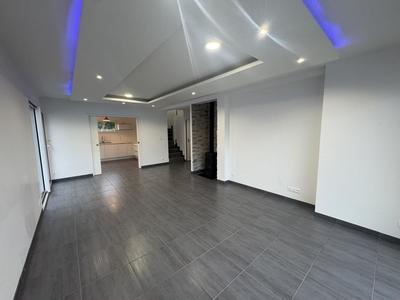 Maison - 126 m² - 6 pièces