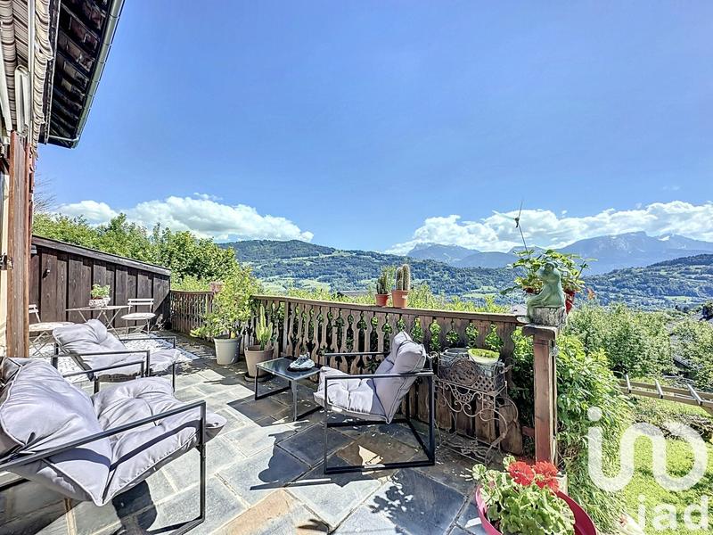 Châlet - 265 m² - 15 pièces