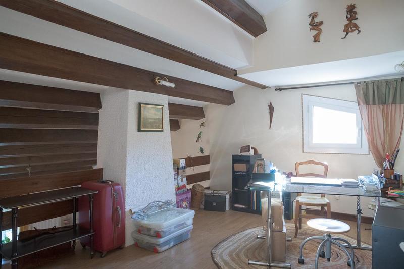Maison - 200 m² - 9 pièces