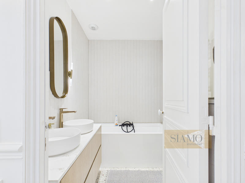 Appartement - 100 m² - 4 pièces