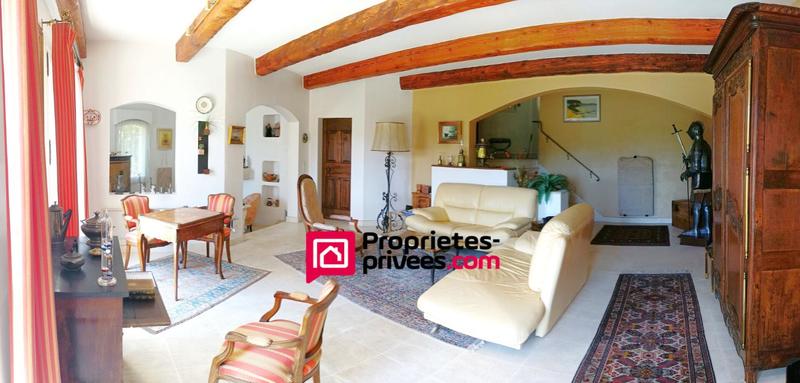 Maison - 165 m² - 5 pièces
