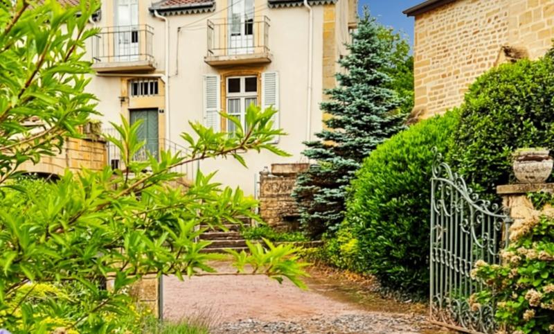 Maison - 198 m² - 7 pièces