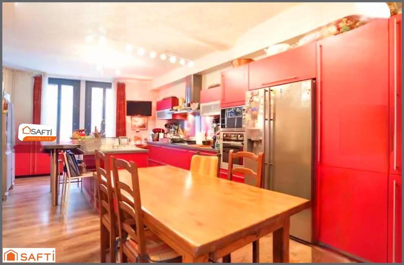 Maison de ville - 195 m² - 8 pièces