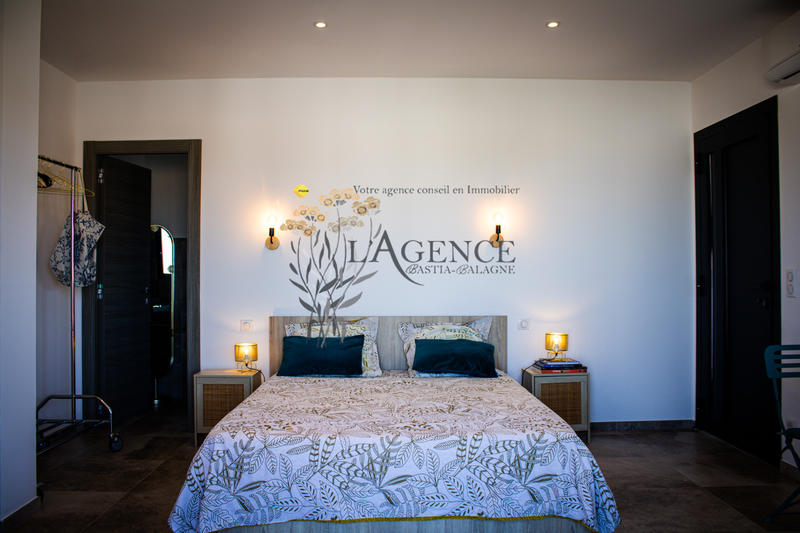 Maison - 156 m² - 4 pièces