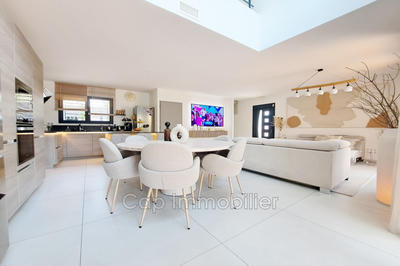 Maison - 126 m² - 6 pièces