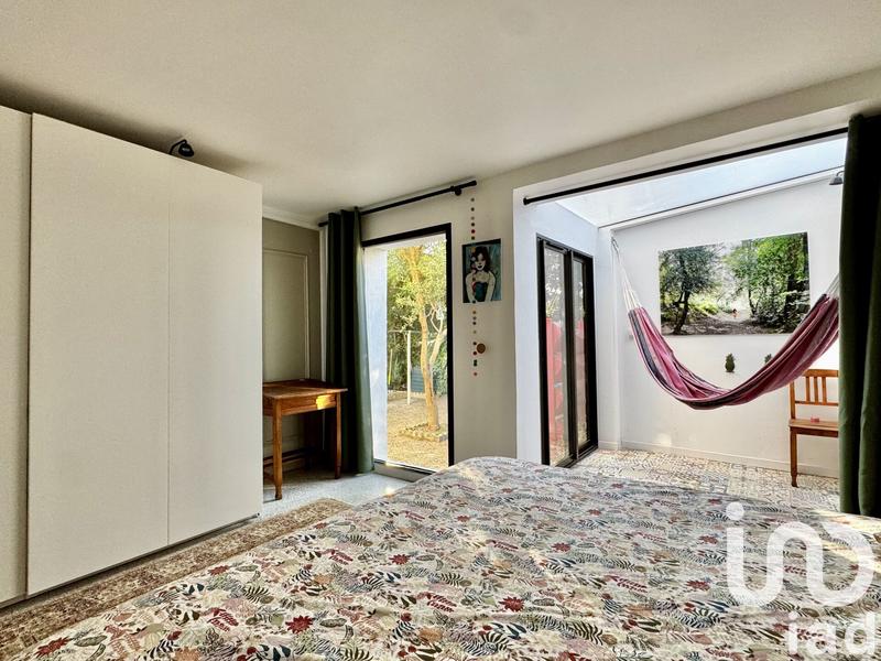 Maison - 180 m² - 8 pièces