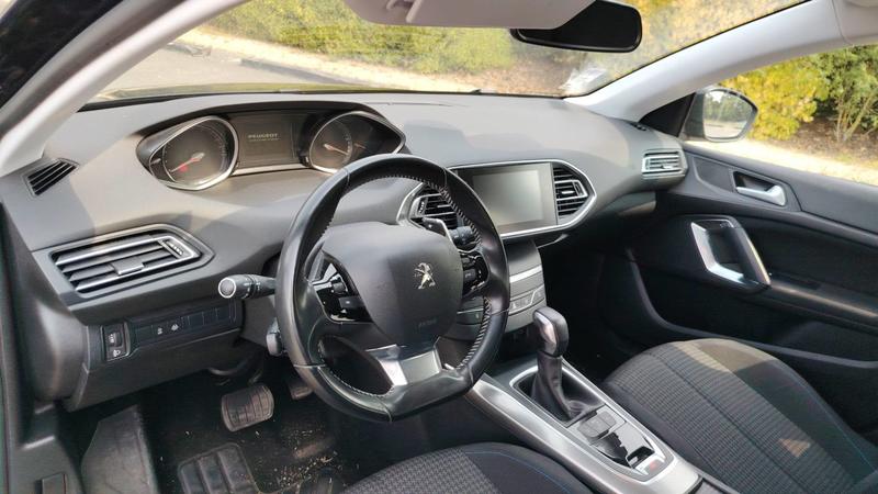 Peugeot 308 1.5 BlueHDi 130 Eat6 Style - Automatique