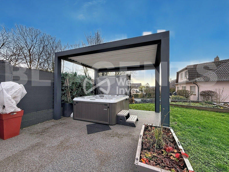 Maison - 187 m² - 6 pièces