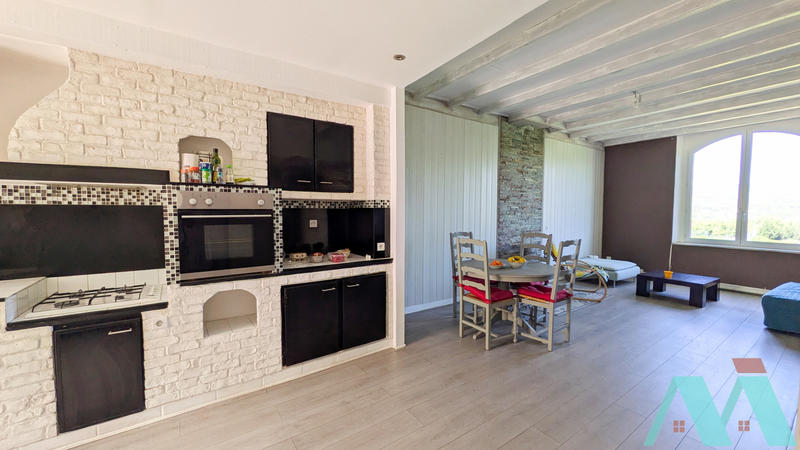 Maison - 144 m² - 5 pièces