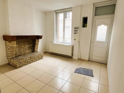 Maison - 80 m² - 5 pièces