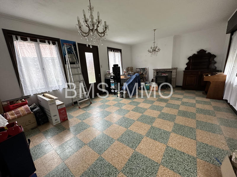 Maison - 260 m² - 6 pièces