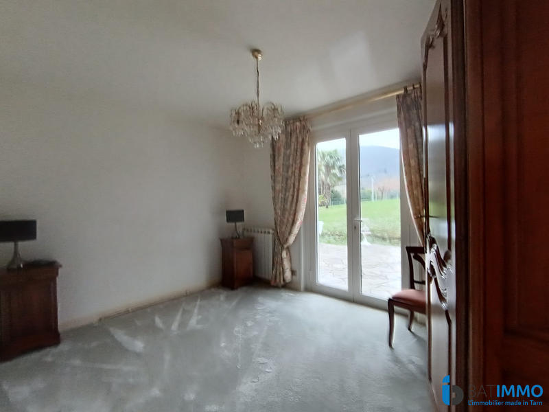 Villa - 180 m² - 6 pièces