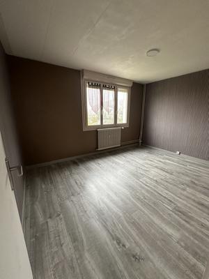 Appartement - 72 m² - 5 pièces