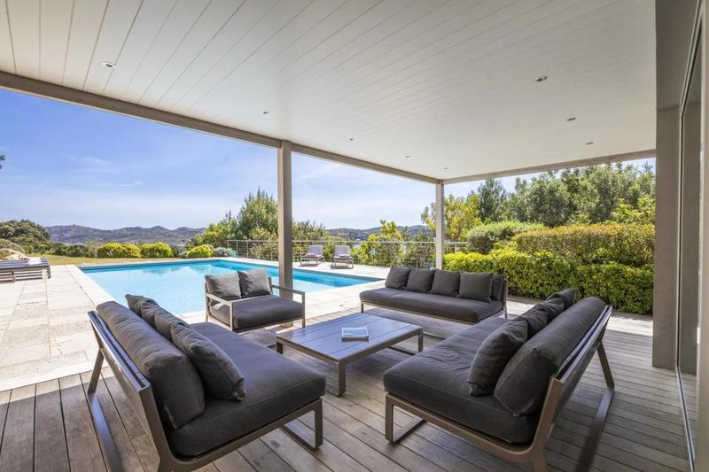 Propriété - 466 m² - 11 pièces