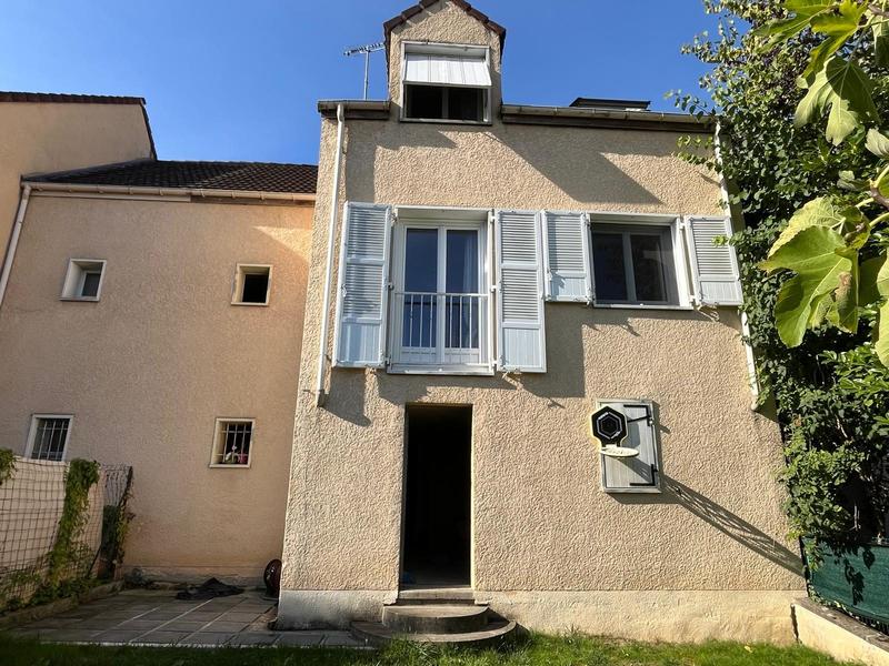 Maison - 81 m² - 4 pièces