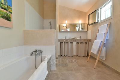 Villa - 182 m² - 7 pièces