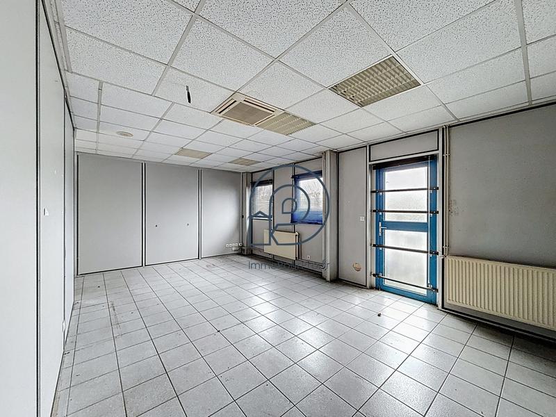 Local d'activités - 3 870 m²