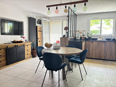 Maison - 175 m² - 6 pièces