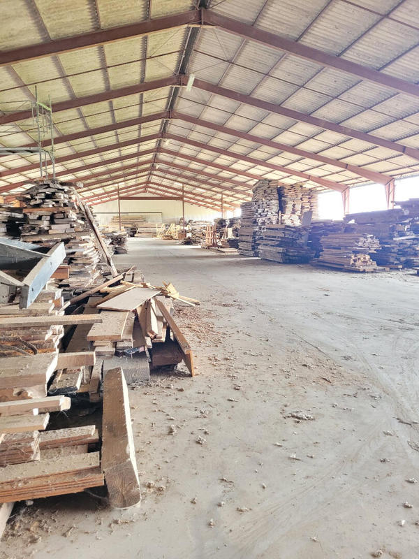 Local d'activité / Entrepôt - 2 116 m²