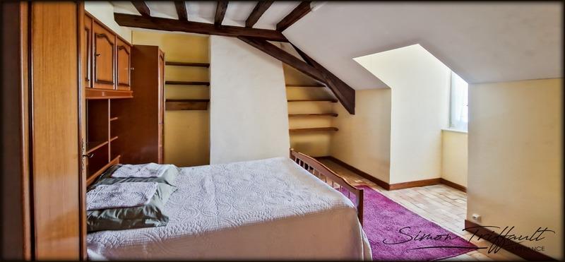 Maison - 246 m² - 10 pièces